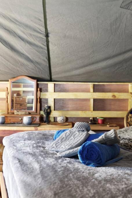 Hobbity Bell Hobbity Log Burner - Hobbity Luxury tent *