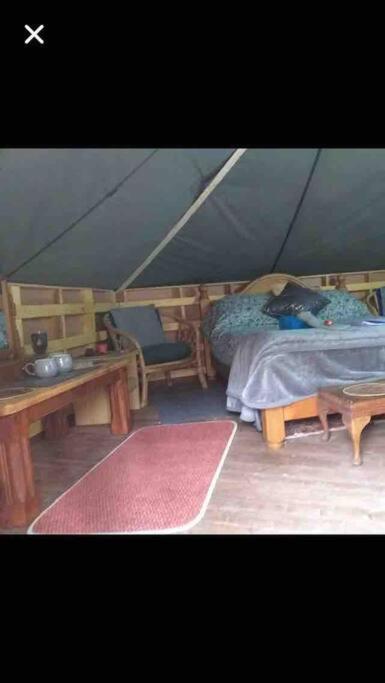 Hobbity Bell Hobbity Log Burner - Hobbity Luxury tent
