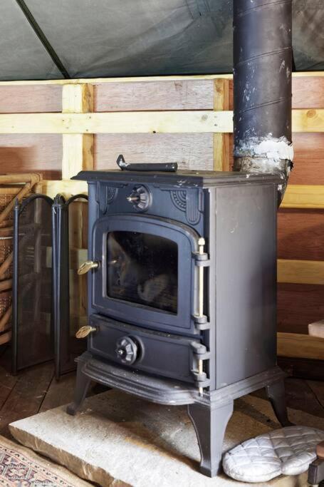 Hobbity Bell Hobbity Log Burner - Hobbity *
