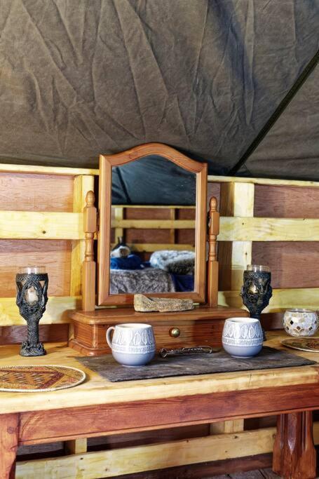 Hobbity Bell Hobbity Log Burner - Hobbity Luxury tent Canterbury